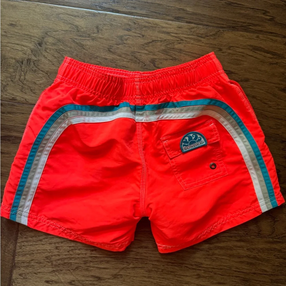 Sundek EUC size 10